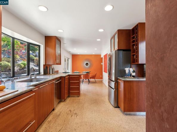 127 Devin Dr, Moraga CA 94556