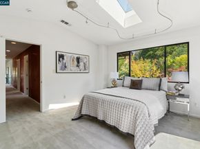 127 Devin Dr, Moraga CA 94556