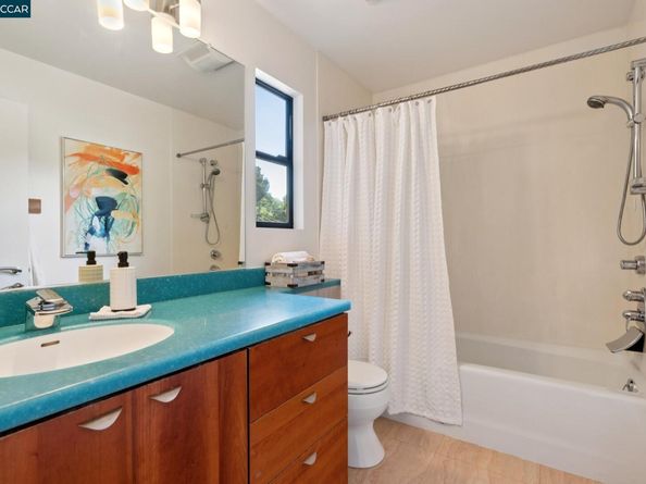 127 Devin Dr, Moraga CA 94556