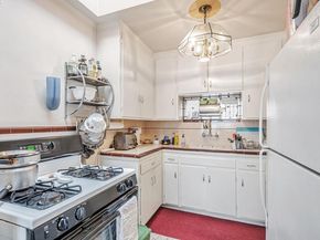 1942 Jennings Street, San Francisco CA 94124