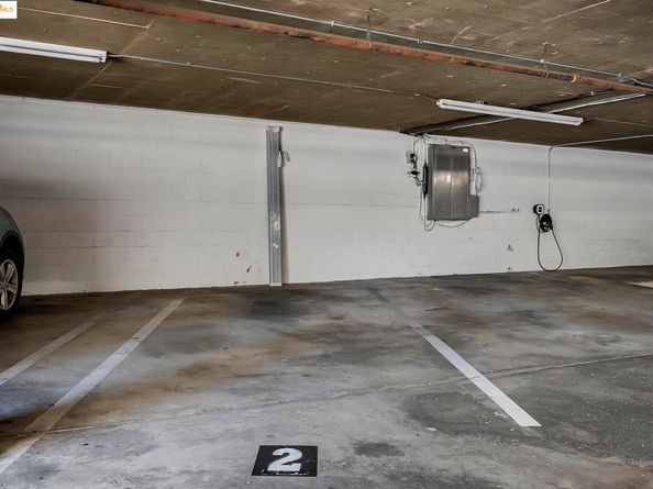 567 Oakland Ave. 101, Oakland CA 94611