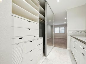 567 Oakland Ave. 101, Oakland CA 94611