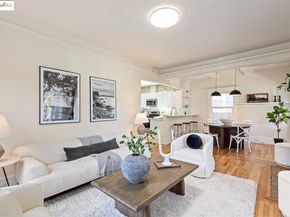 4207 Aqua Vista St, Oakland CA 94601