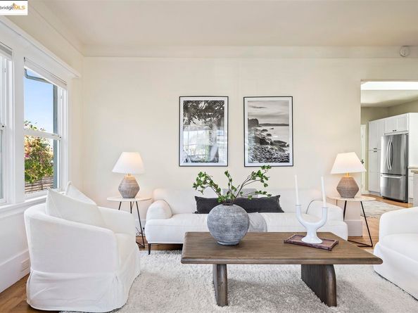 4207 Aqua Vista St, Oakland CA 94601