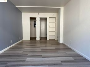 801 Franklin St 205, Oakland CA 94607