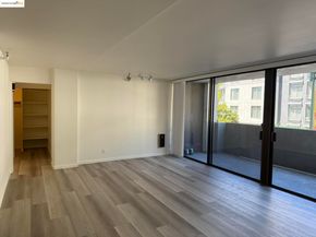801 Franklin St 205, Oakland CA 94607