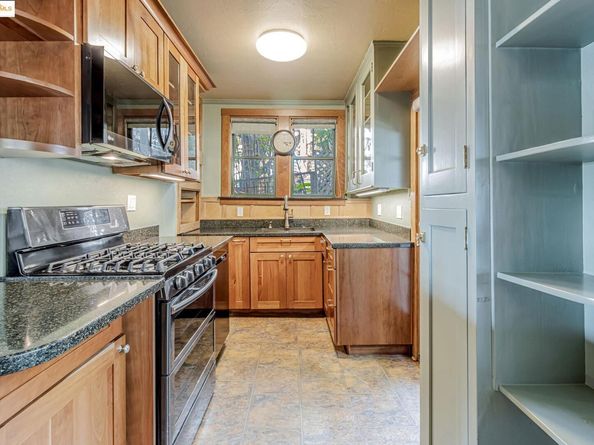 2517 Cedar St, Berkeley CA 94708