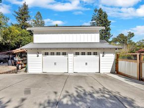 935 Reliez Station Rd, Lafayette CA 94549
