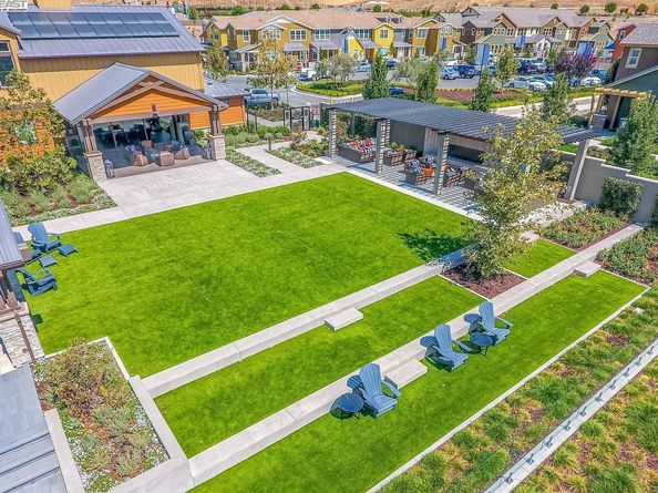 319 Basswood Cmn 15, Livermore CA 94551
