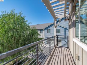 319 Basswood Cmn 15, Livermore CA 94551