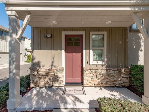 319 Basswood Cmn 15, Livermore CA 94551
