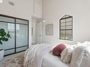 5966 Glenarms Dr, Oakland CA 94611