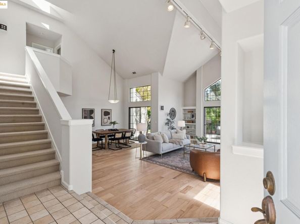 5966 Glenarms Dr, Oakland CA 94611
