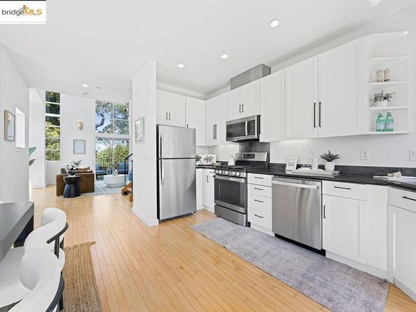 3927 Cerrito Ave, Oakland CA 94611
