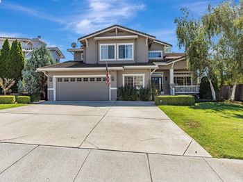 2460 Magnolia Way