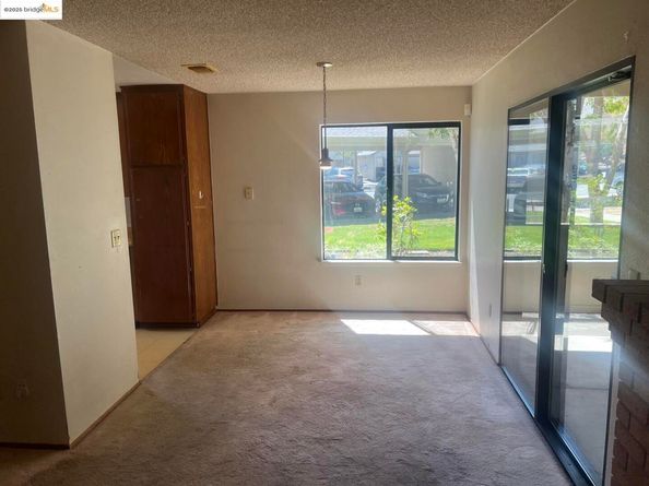1411 Chelsea, Hercules CA 94547