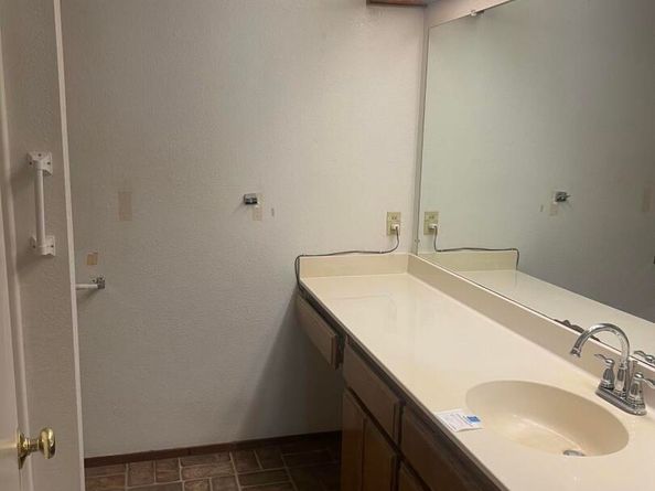 1411 Chelsea, Hercules CA 94547