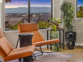 61 Starview Dr., Oakland CA 94618