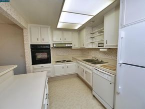 1413 Ptarmigan Drive 3, Walnut Creek CA 94595