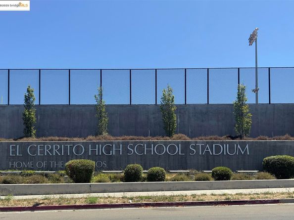 1009 Richmond st, El Cerrito CA 94530