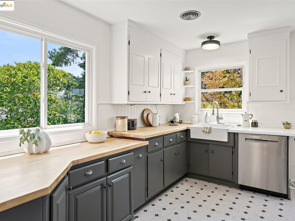 1009 Richmond st, El Cerrito CA 94530