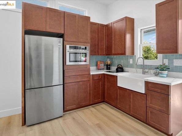 1522 Harmon Street, Berkeley CA 94703