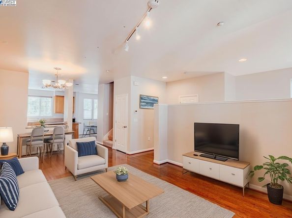 236 Birch Creek Ter, Pleasanton CA 94566
