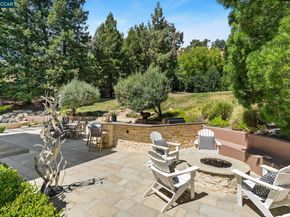 2540 Caballo Ranchero Dr, Diablo CA 94528