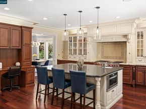 2540 Caballo Ranchero Dr, Diablo CA 94528