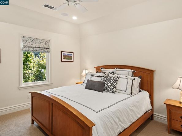 2540 Caballo Ranchero Dr, Diablo CA 94528