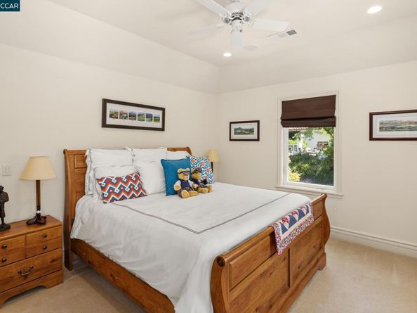 2540 Caballo Ranchero Dr, Diablo CA 94528