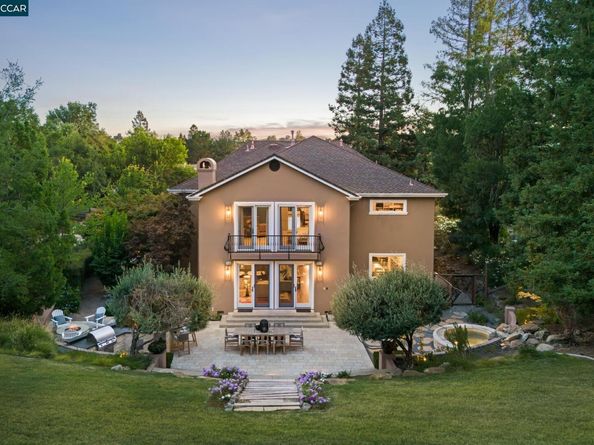 2540 Caballo Ranchero Dr, Diablo CA 94528