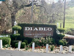 2540 Caballo Ranchero Dr, Diablo CA 94528