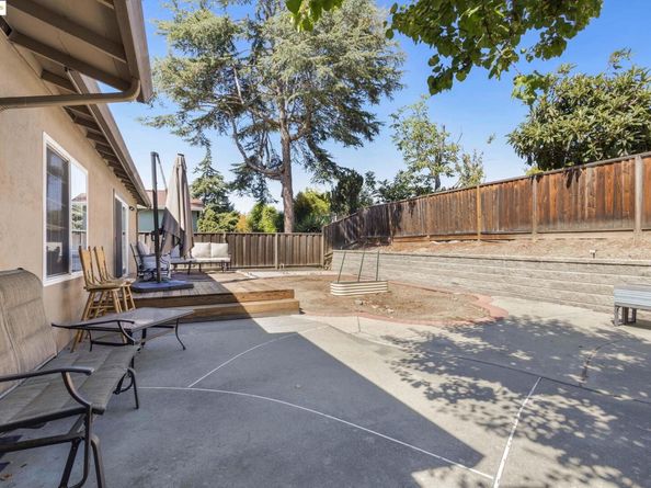 3555 Laurant Way, San Jose CA 95132