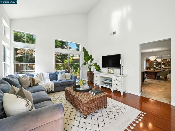 134 Tivoli Ln, Danville CA 94506