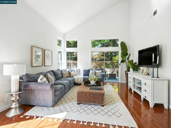 134 Tivoli Ln, Danville CA 94506