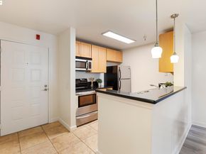 6400 Christie Avenue 1211, Emeryville CA 92608