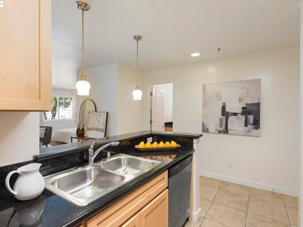 6400 Christie Avenue 1211, Emeryville CA 92608