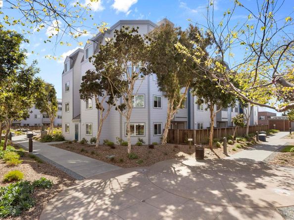 6400 Christie Avenue 1211, Emeryville CA 92608