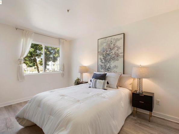6400 Christie Avenue 1211, Emeryville CA 92608
