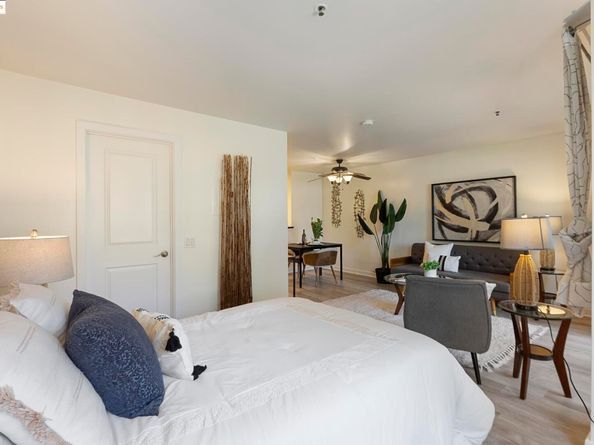 6400 Christie Avenue 1211, Emeryville CA 92608