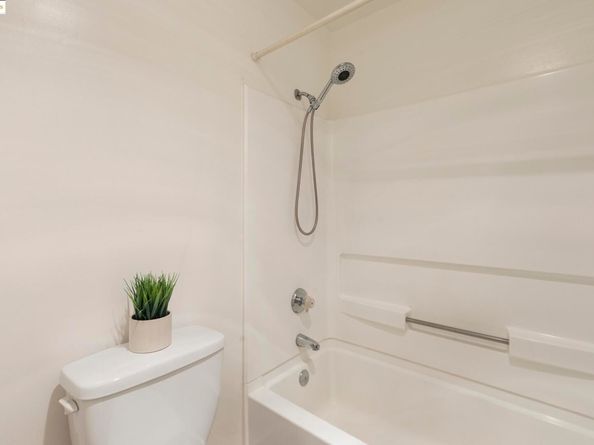 6400 Christie Avenue 1211, Emeryville CA 92608