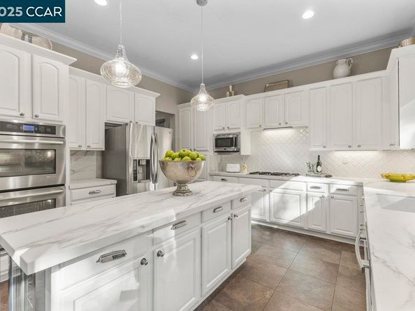 82 Bear Place, Clayton CA 94517