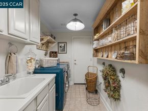 82 Bear Place, Clayton CA 94517