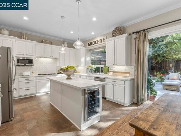 82 Bear Place, Clayton CA 94517