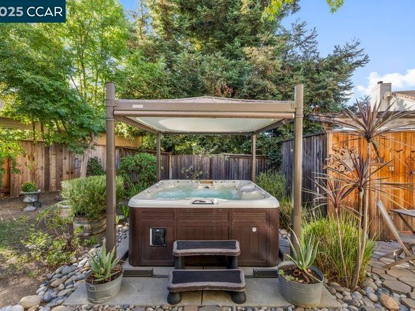 82 Bear Place, Clayton CA 94517