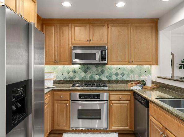 1800 Alma 405, Walnut Creek CA 94596