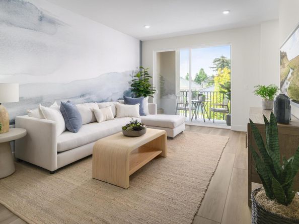 2021 Stanford Street, Alameda CA 94501