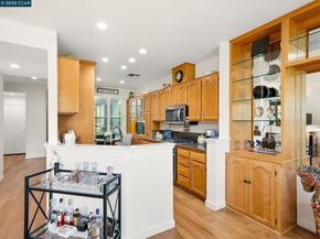 1923 Eagle Peak Ave, Clayton CA 94517