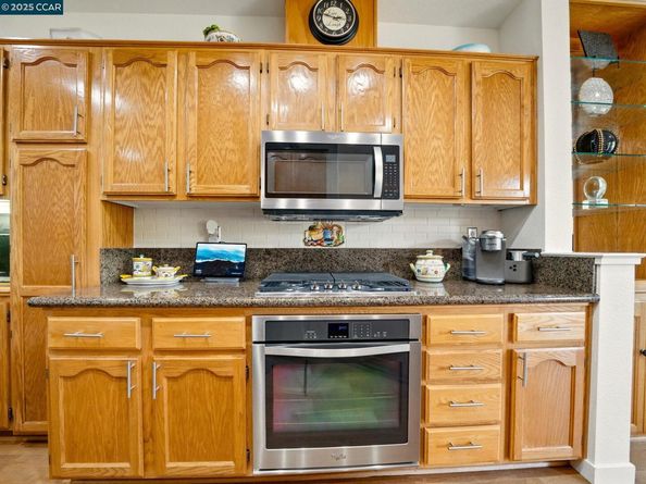1923 Eagle Peak Ave, Clayton CA 94517